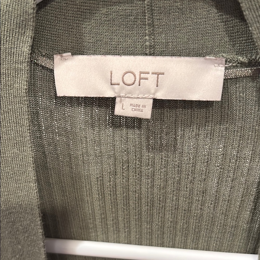 LOFT Women's Green Open Front Sweater - Picture 2 of 3
